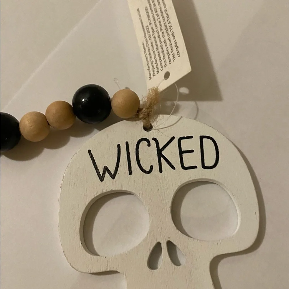 Halloween Beefed Decor